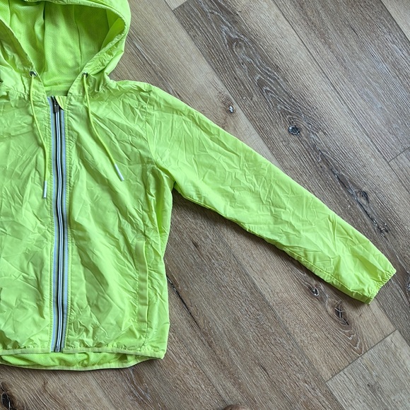 ATHLETA Ascender Jacket - Picture 7 of 15